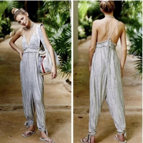 Free People Beach Malibu Grey Boho Jumpsuit sz S - Picture 1 of 8